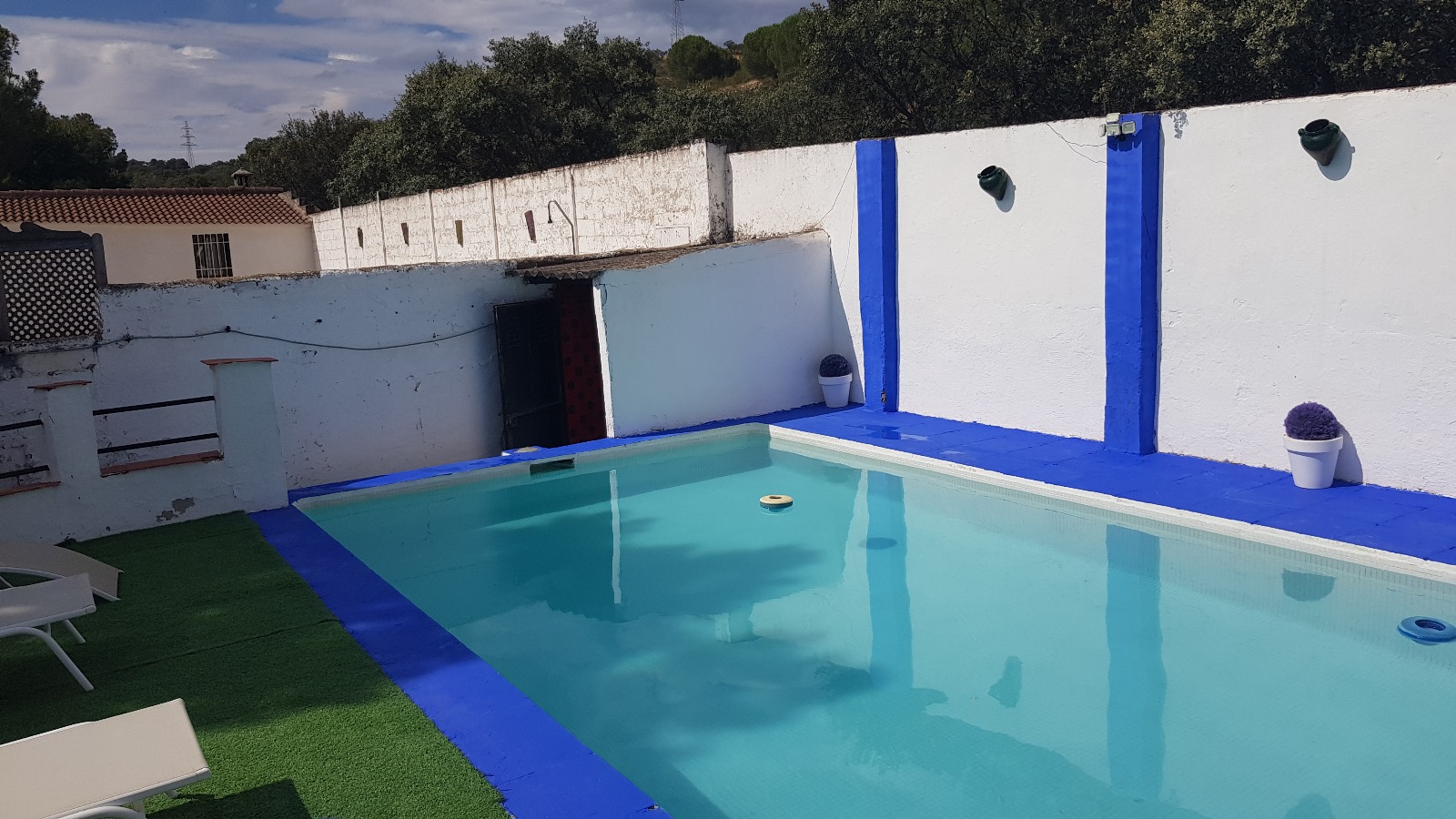 Piscina de la casa vacacional en Cerro Muriano